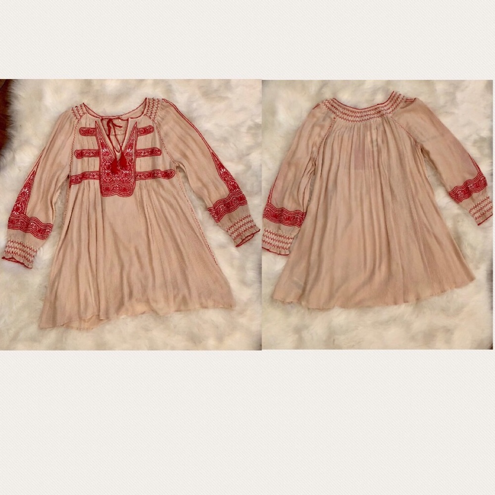 ❌SOLD❌ FREE PEOPLE Embroidered Boho Mini Dress - Picture 3 of 6